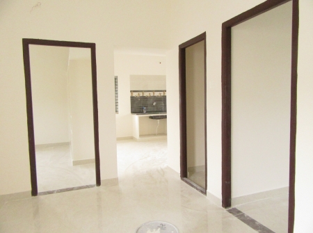 2 BHK West Face Flat for Sale Near Reddy Bhavan, Mangalam Road